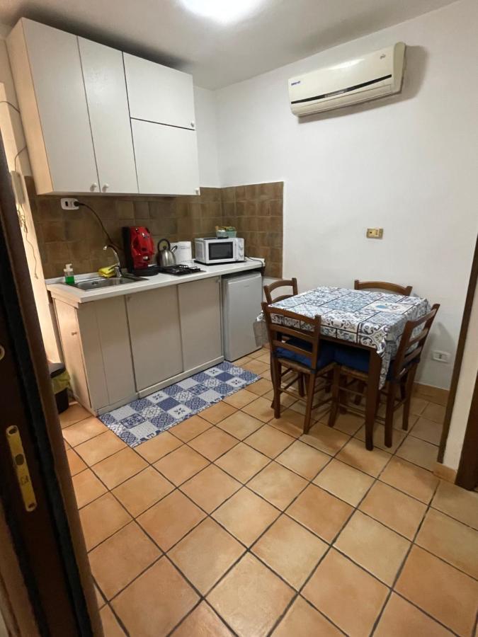 Le Suite Di Ginevra Neapel Exteriör bild