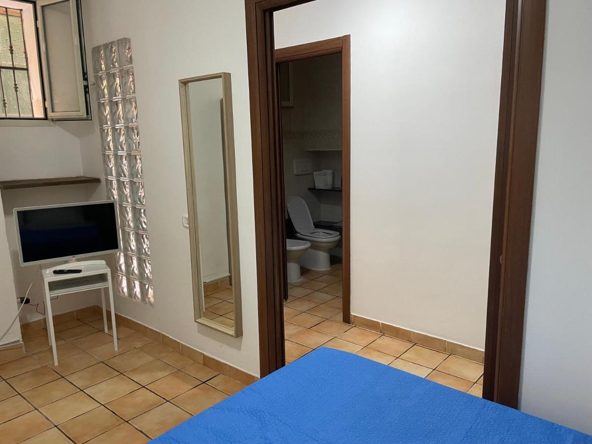 Le Suite Di Ginevra Neapel Exteriör bild