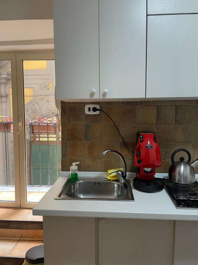 Le Suite Di Ginevra Neapel Exteriör bild